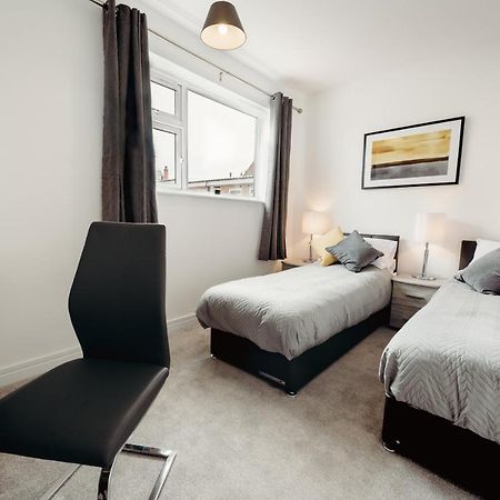Arlan Apartments Comfort And Ease, Hinckley Eksteriør billede